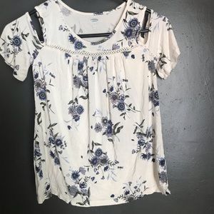 Old Navy girls cold shoulder top size 8 medium